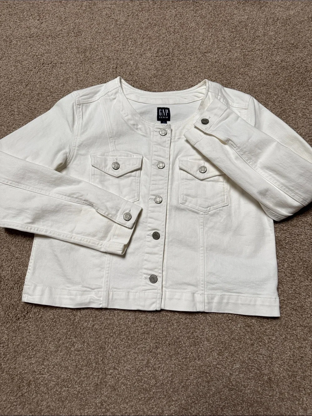 GAP White Women’s M Collarless Denim Jacket with Button Front NWOT